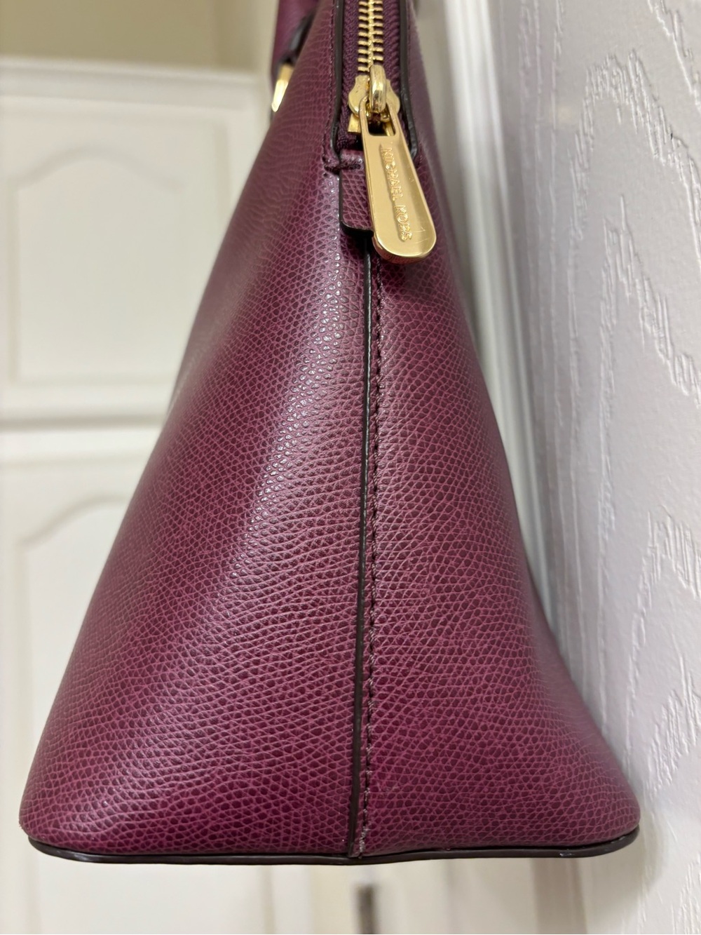 Michael Kors plum pebbled leather Cindy domed satchel - Picture 3 of 11